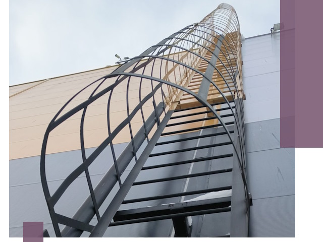 Изготовление и монтаж пожарных лестниц в Еманжелинске профессионально