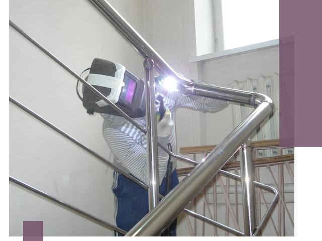 Монтаж перил и ограждений качественно в Еманжелинске