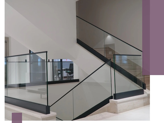 Стеклянные перила премиум-класса с установкой в Еманжелинске