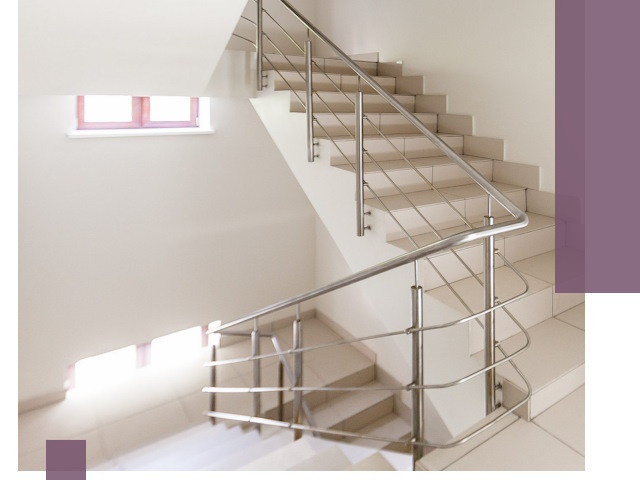 Установка и замена перил в подъезде в Еманжелинске